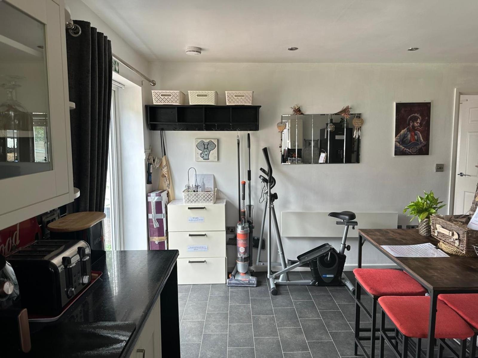 Shropshire Guestroom Seisdon Экстерьер фото