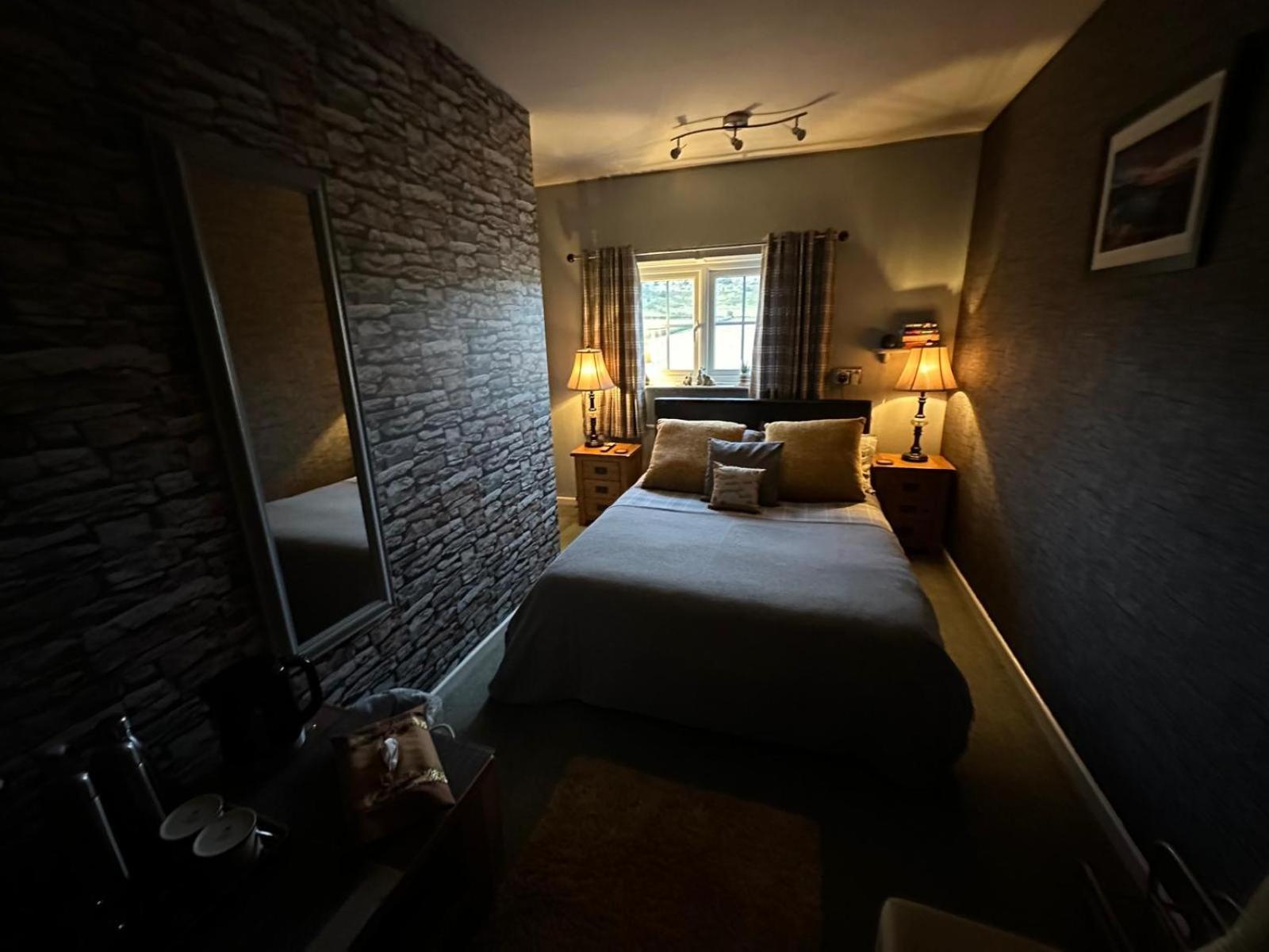 Shropshire Guestroom Seisdon Экстерьер фото